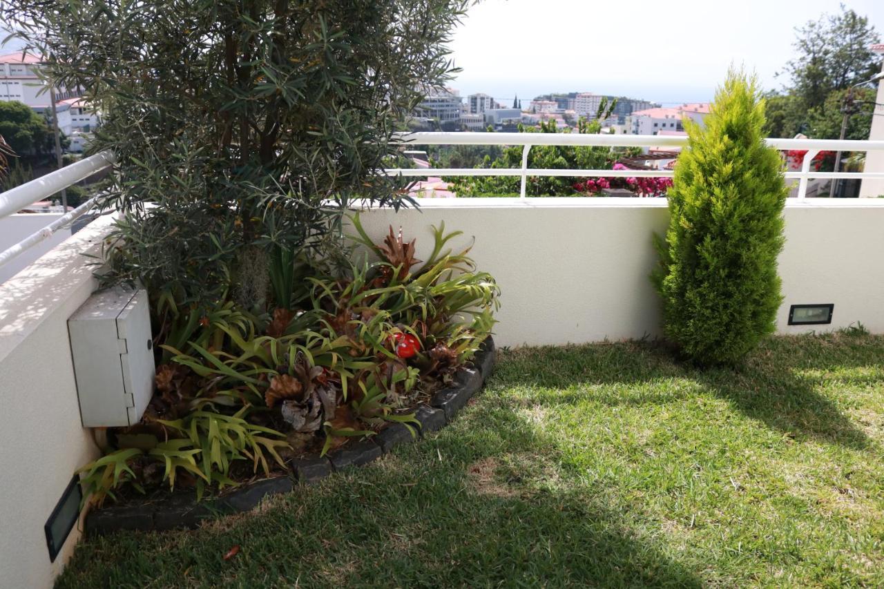 Mericia'S Gorgeous View Funchal  Bagian luar foto