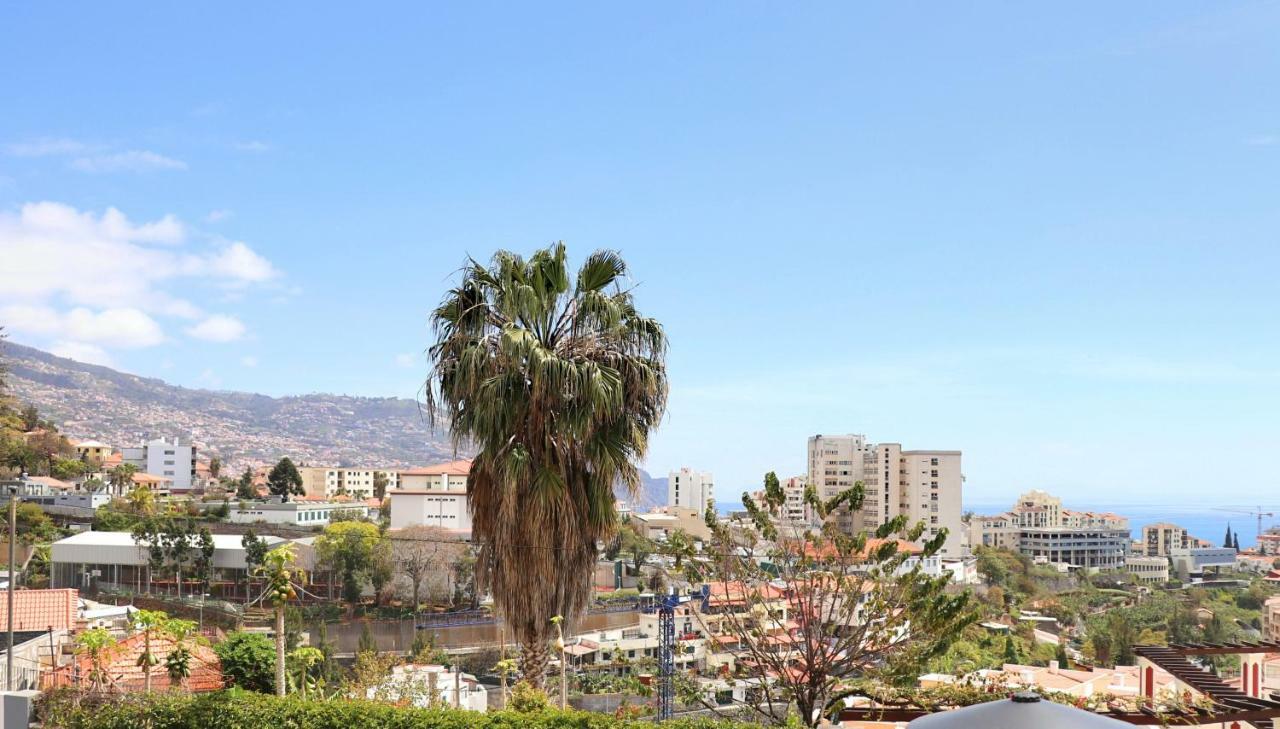Mericia'S Gorgeous View Funchal  Bagian luar foto